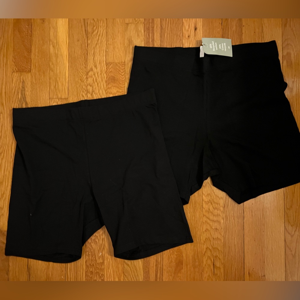 H&M two black bike shorts size XXL NWT
